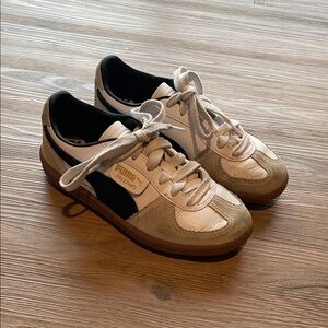 Puma Palermo Sneakers in White and Brown